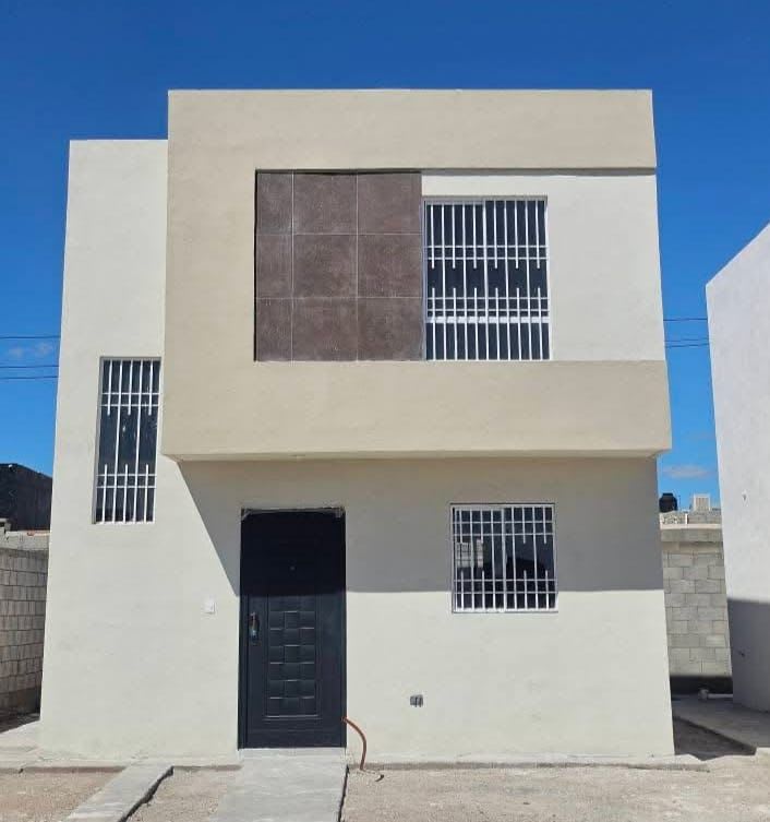 Casa en venta al oriente de la ciudad- Fracc LAS CANTERAS Torreón Coahuila