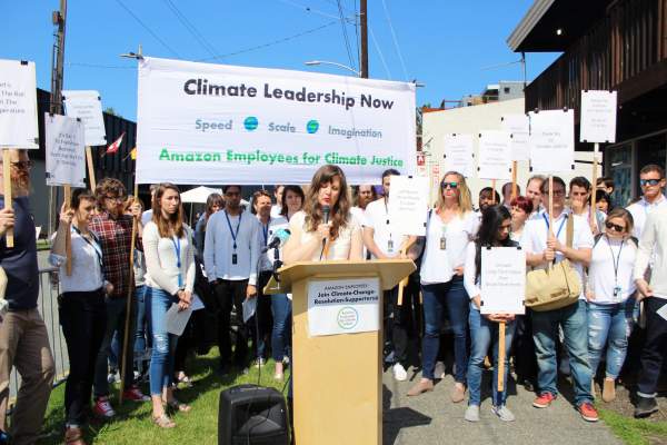 Amazon, Microsoft, Google… salariés en grève pour le climat, comment les fédérer ?
