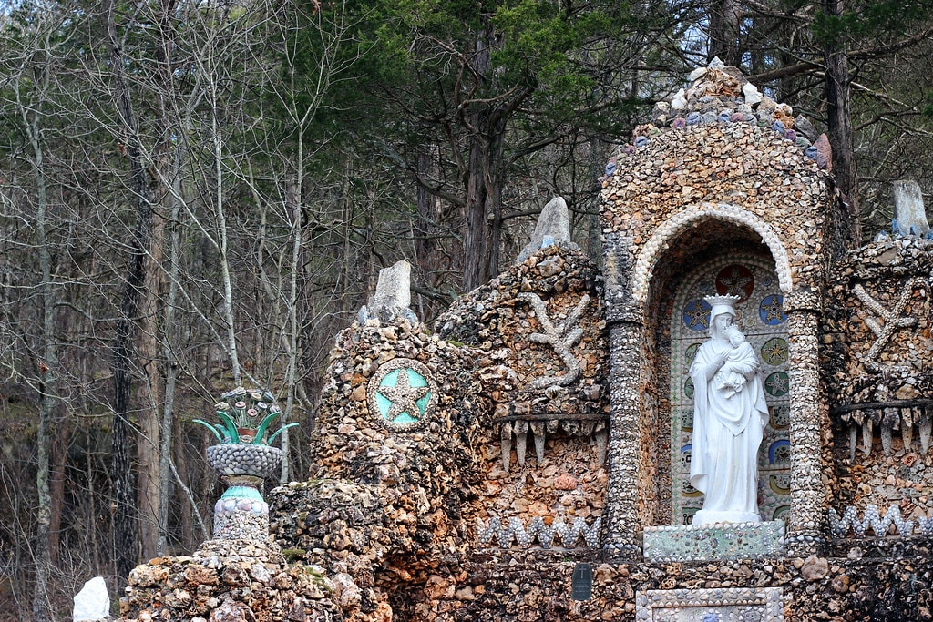 Black Madonna of Częstochowa (Eureka, MO)