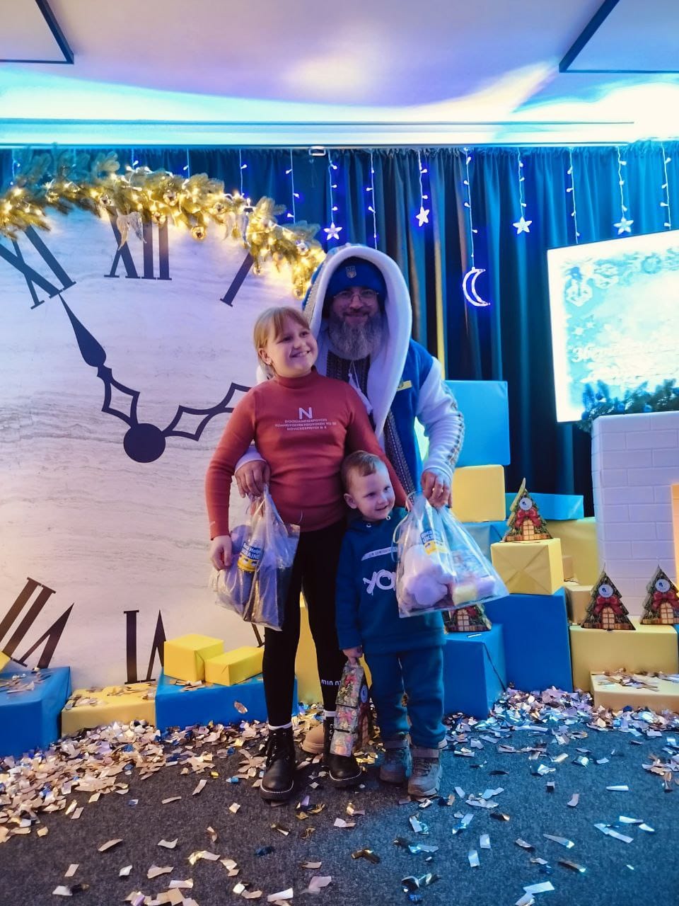 Holiday gifts image 3