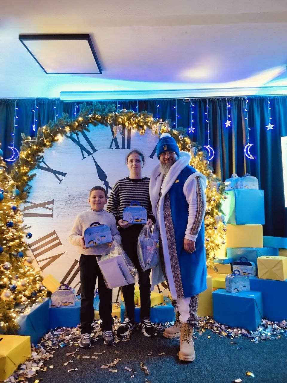 Holiday gifts image 1