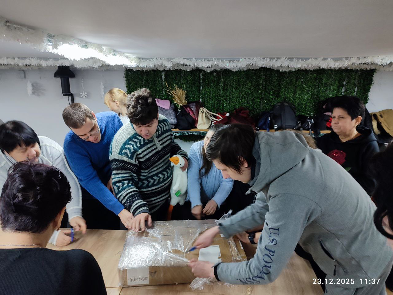 Holiday gifts image 8