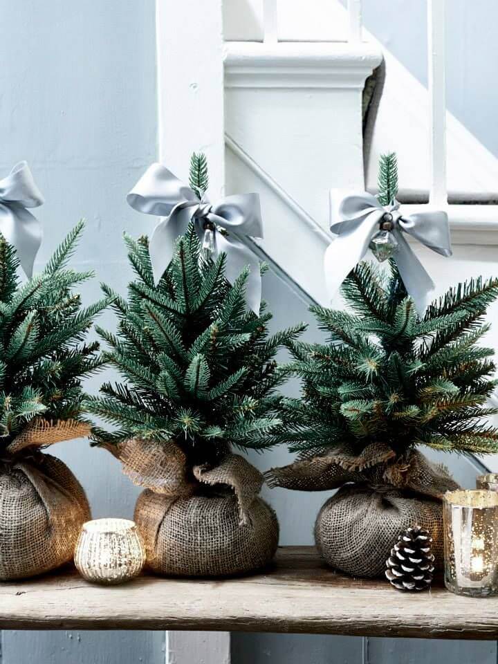 scandinavian christmas decor