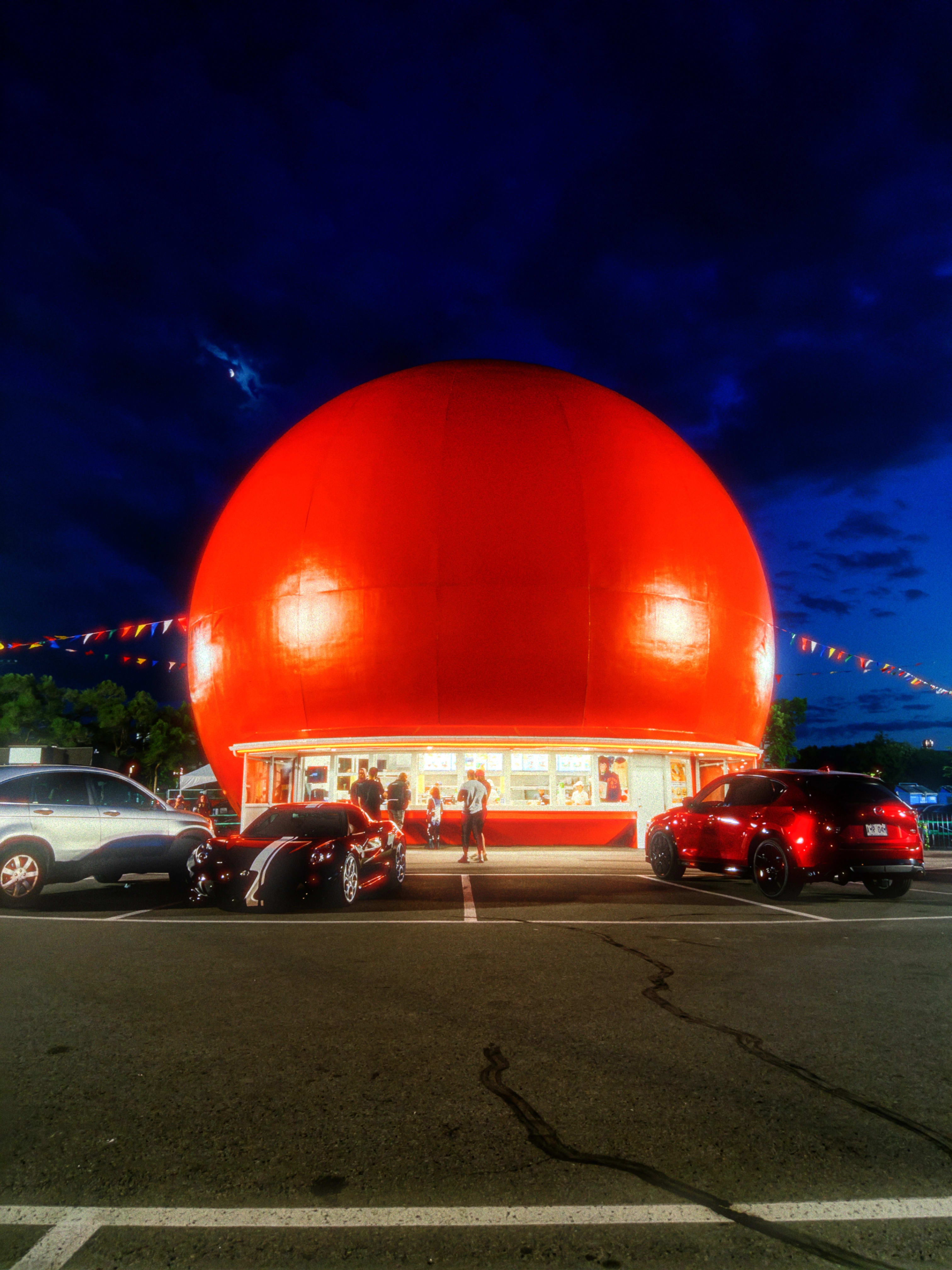 The Gibeau Orange Julep, a 1950's style drive-up diner in the shape of an orange.