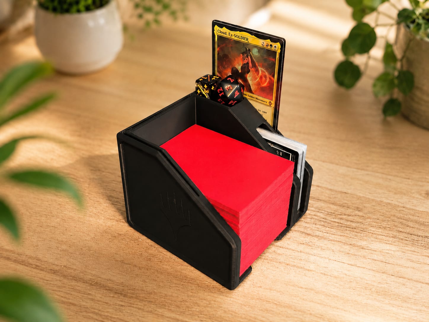 Deck Holder Commander Vertical — Tu estación de juego todo en uno