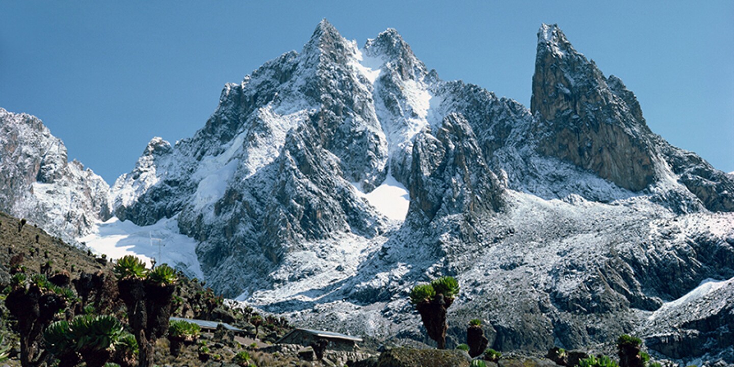 Mount Kenya Sirimon–Chogoria Route