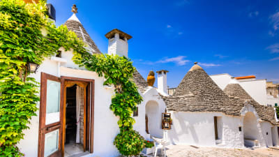 Dr�m deg bort i Puglias eventyrlige landsbyer