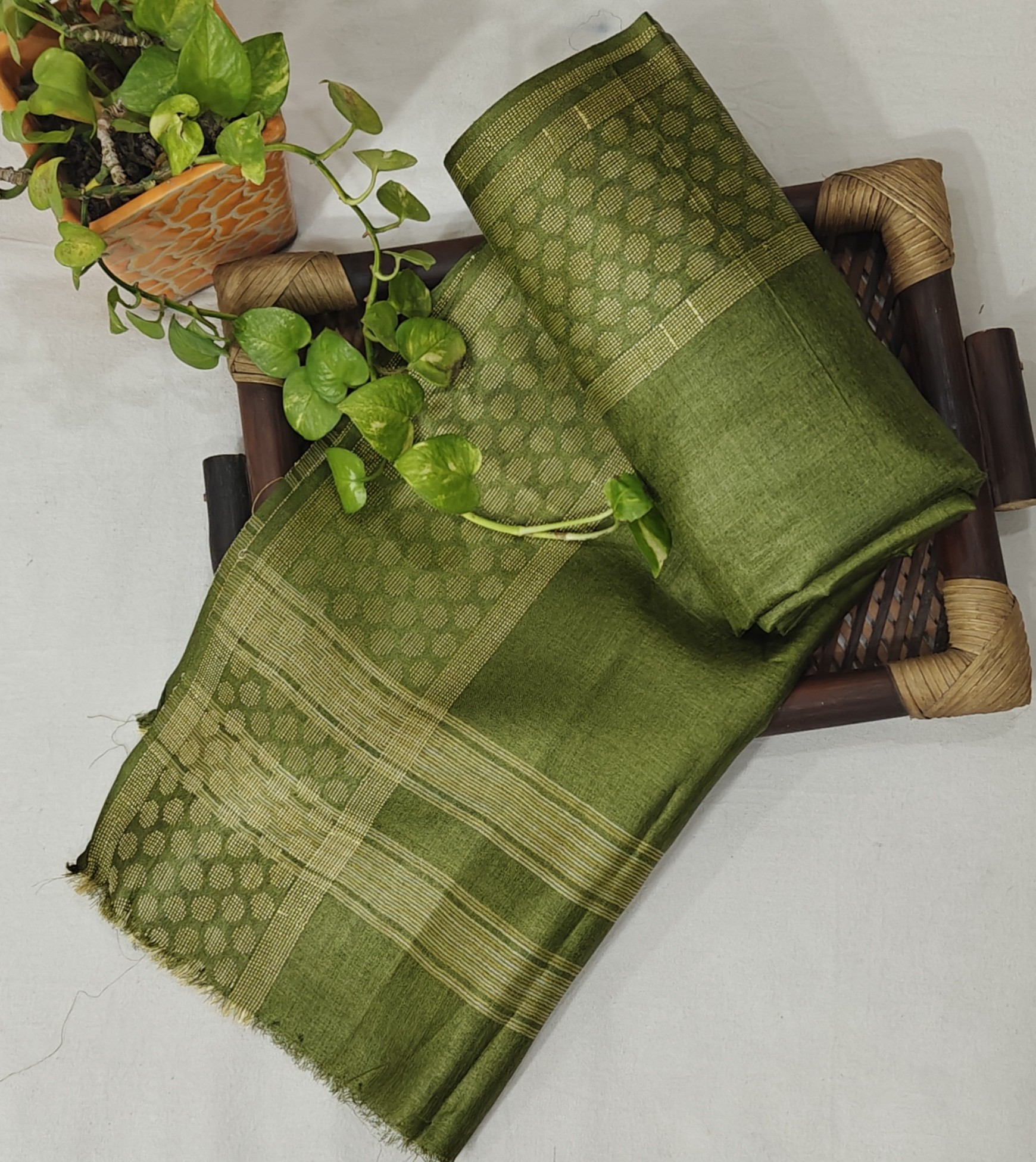 green handloom dupatta