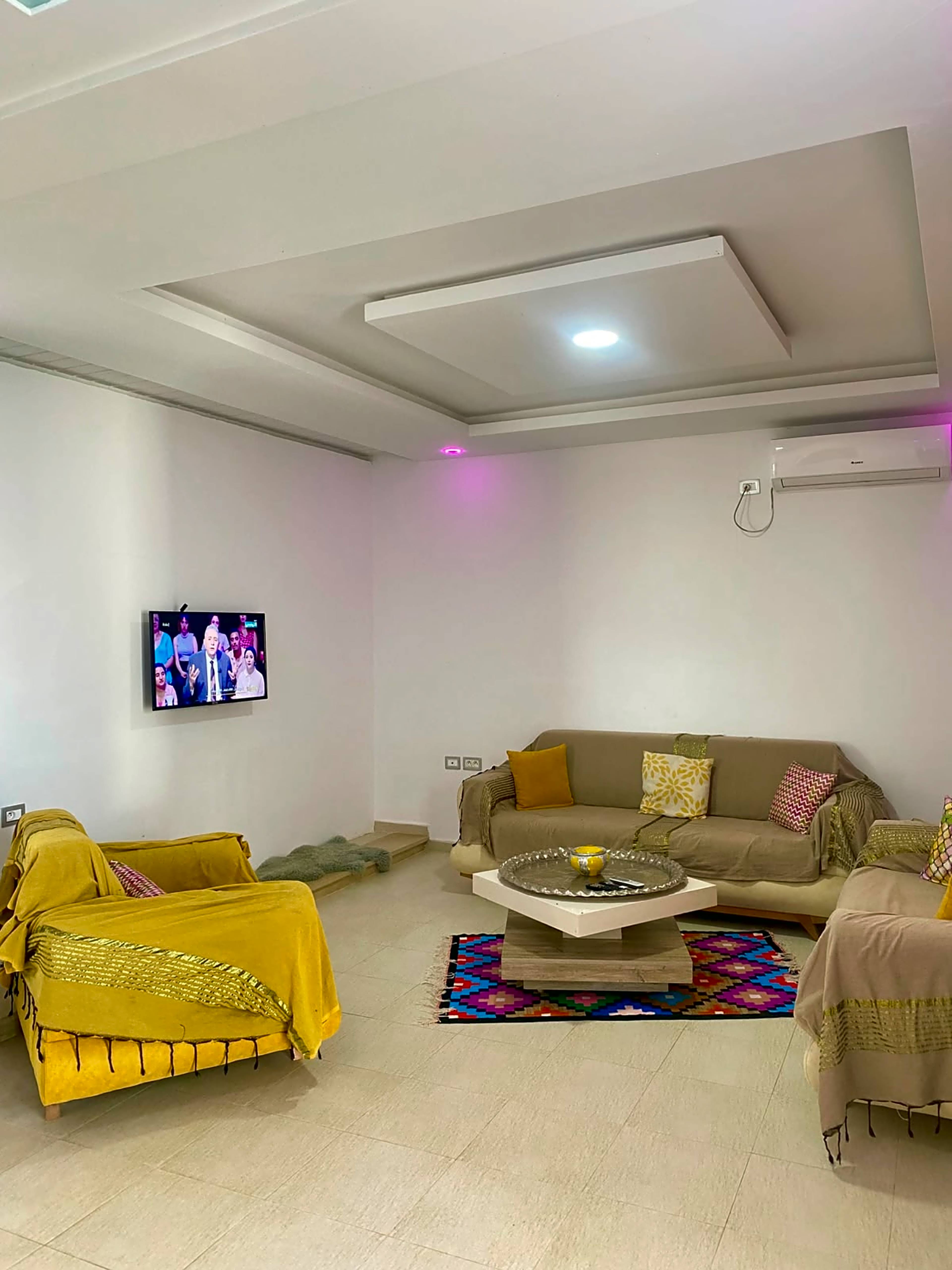 Superbe Villa S+3 & Piscine à Dar Alouch Plage 7
