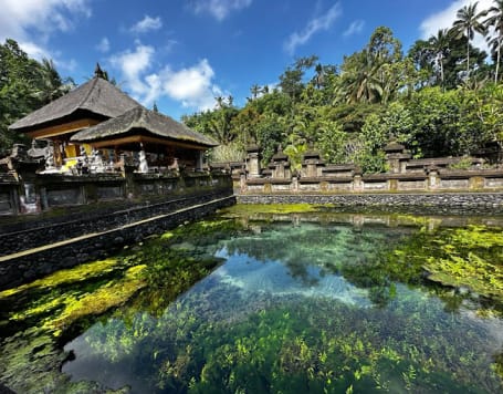 Holy Spring Water Temple