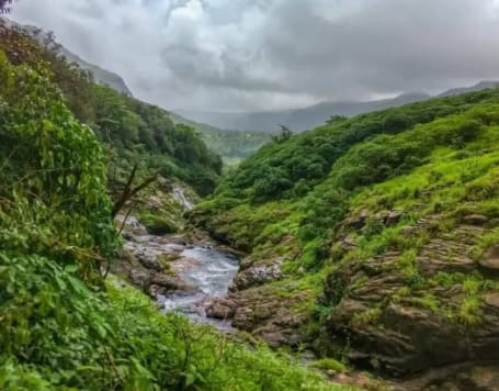 Andharban Trek in Winter