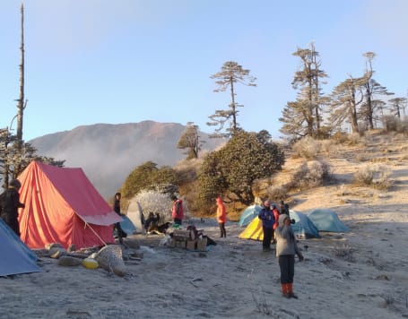 Singalila Pass Phoktey Dara Trek