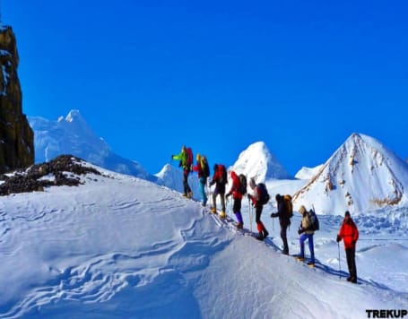 Borasu Pass Trek