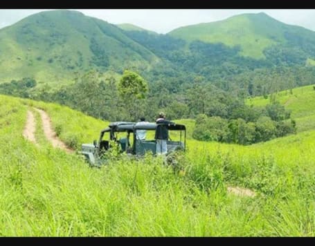 Aangamoozhi Safari