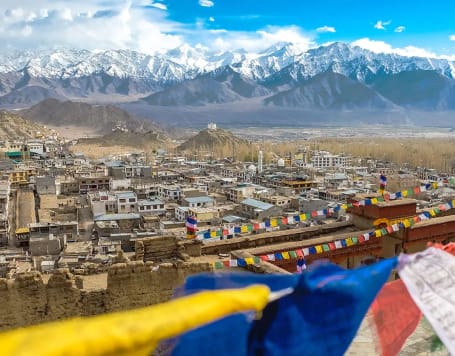 Ladakh Sightseeing Tour 2024: Explore all places to see!