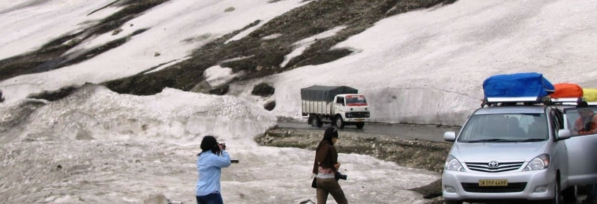 Srinagar to Manali Leh Trip 2025 with Siachen Glacier Image