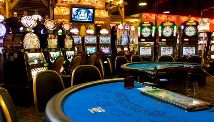 Interfaccia del Giocagile casino che mostra una selezione di giochi popolari