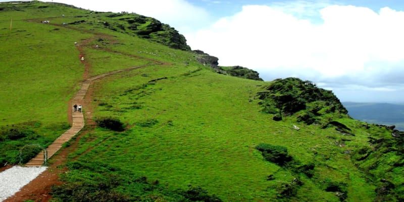 Mullayanagiri Trekking