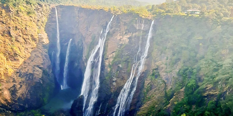 Jog Falls (402 Km from Bangalore)