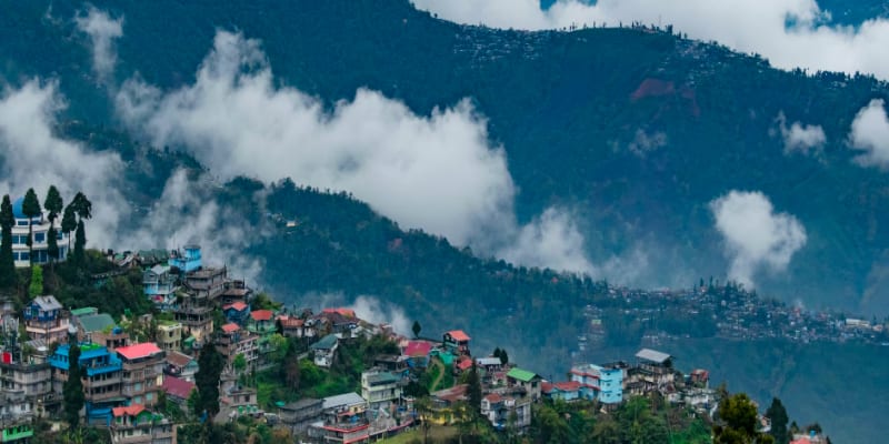 Eastern Triangle Tour Package Gangtok - Kalimpong - Darjeeling
