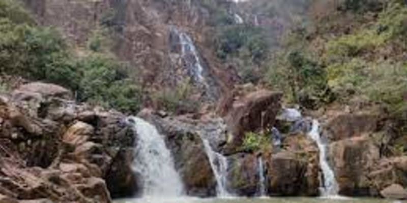 Lodh falls