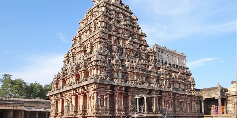 Iravatanesvara Temple