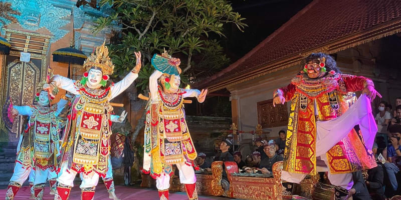 Watch Traditional Dance at Ubud Palace