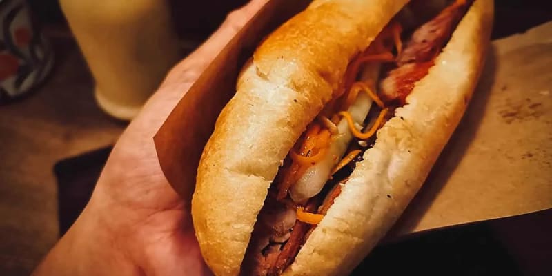 Banh Mi 25 :