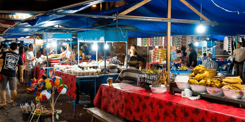 Kereneng Night Market