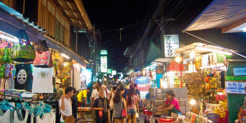 Sunday Lamai Street Market