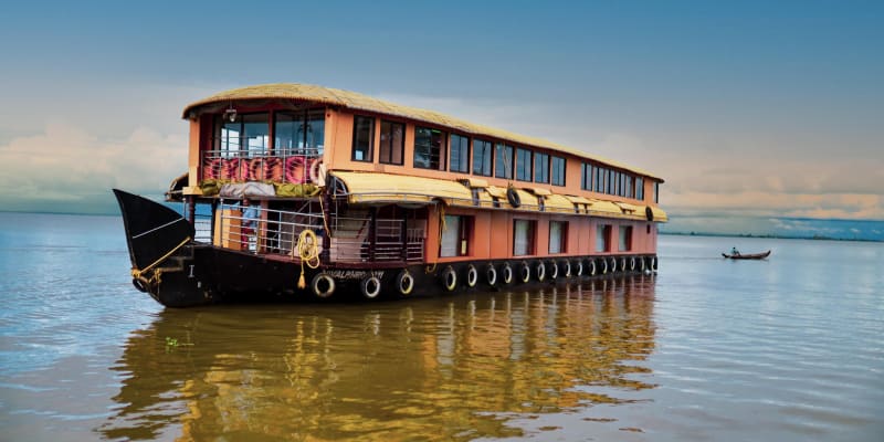 Tharangini Houseboat