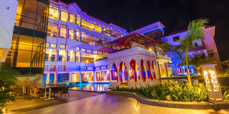 Crescent Spa And Resort, Indore