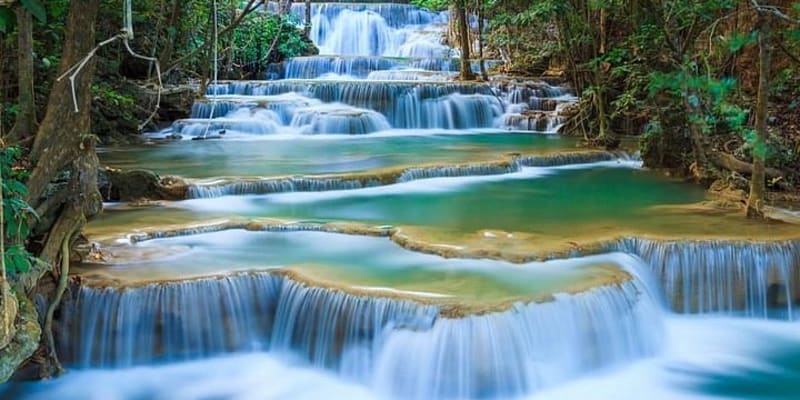 Erawan Fal͏ls