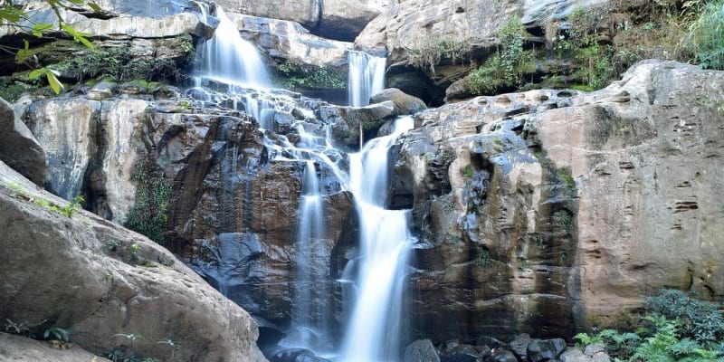 Nam ͏Tok 9 Chan Waterfall