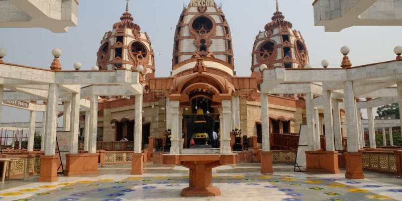 Iskon Temple
