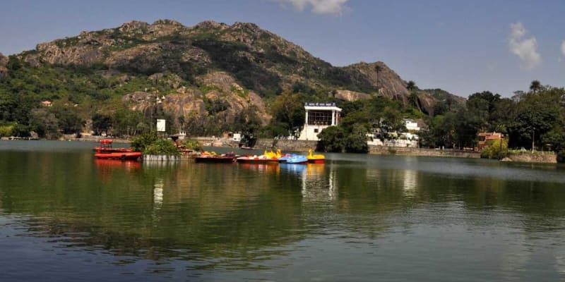 Nakki Lake