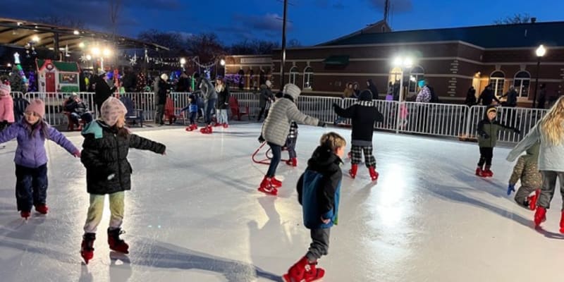 Experience Indoor Ice Skating