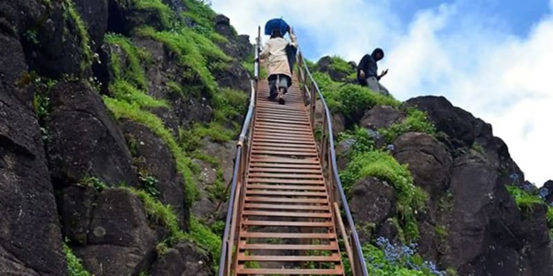 Kalsubai Trek