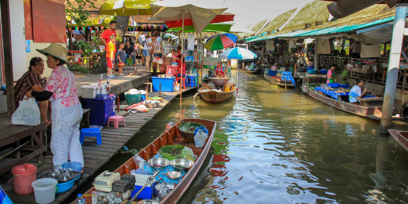 Taling Chan Floating Market (Bangkok)