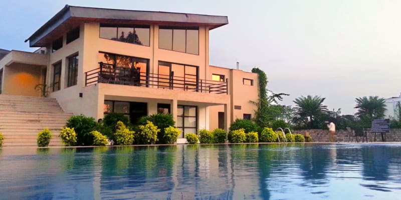 Le Roi Corbett Resort