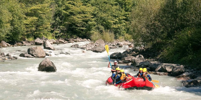 Rafting on simme River