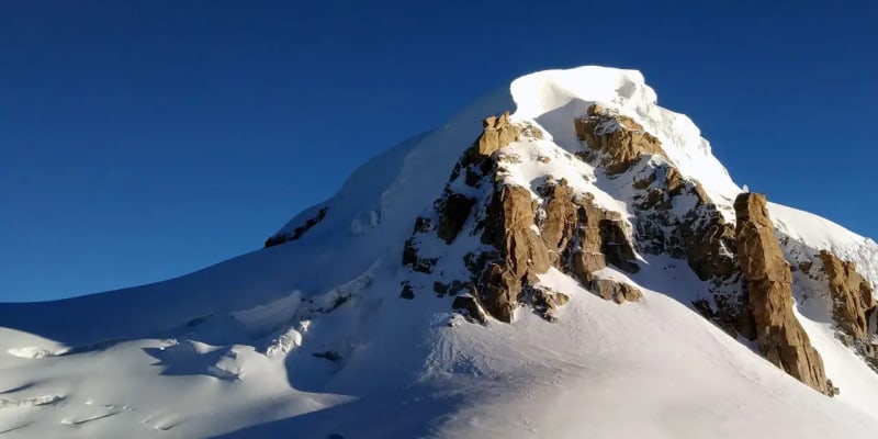 Book Deo Tibba Trek