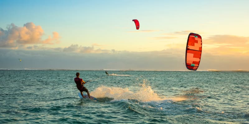 Kitesurfing in Ao Nang