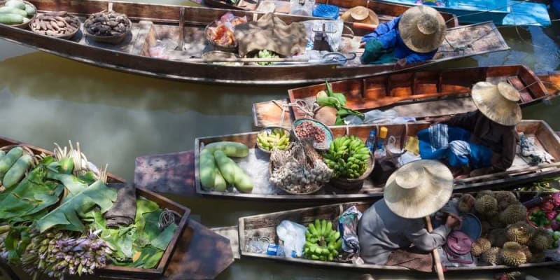Bang Noi Floating Market (Samut Songkhram Province)