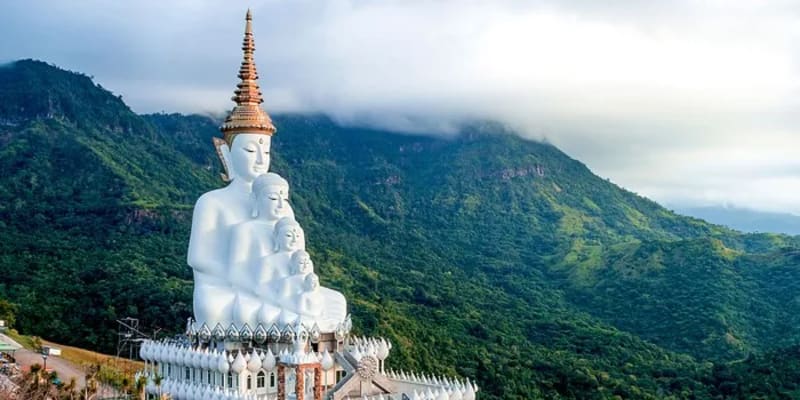 Phetchabun – Misty Mountains and Temples