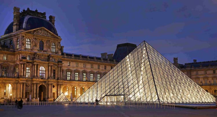 Louvre Pyramid