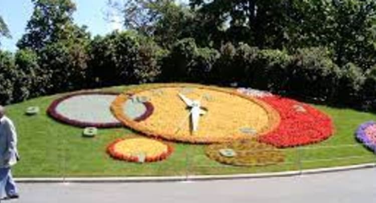 L'horloge Fleurie (The Flower Clock)