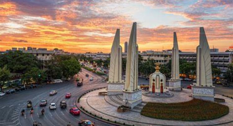 Democracy Monument