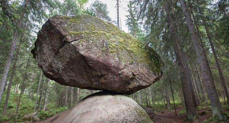 Balancing rocks