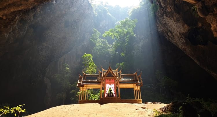 Phraya Nakhon Cave